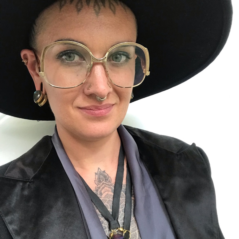 Meet your Posher, Rae